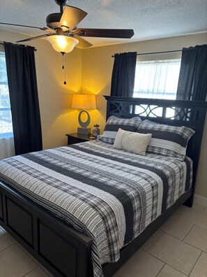 3 soveværelser, skrivebord, strygejern/strygebræt, Wi-Fi