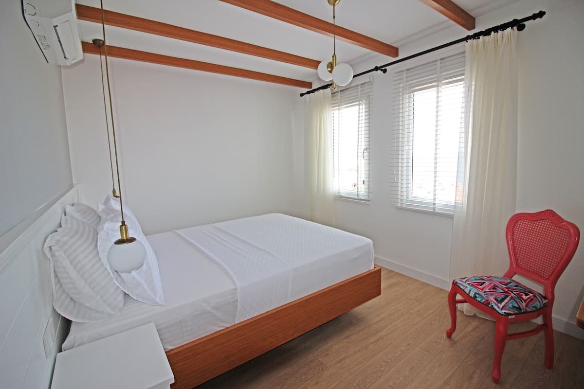 Premium bedding, free WiFi, bed sheets
