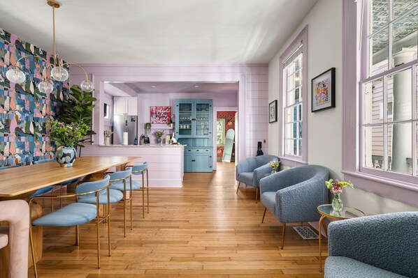 Dining - 1 Block to King | Brand New Design | Indigo House (Charleston)