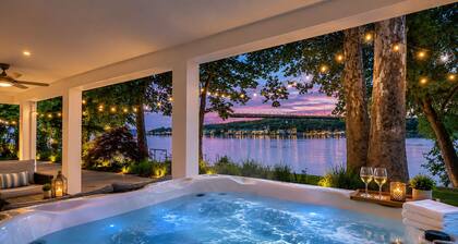 Riverfront Home on the Ohio River, Private Dock, Hot Tub, Sleeps 8