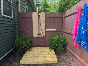 Enceinte de lâhĂ©bergement