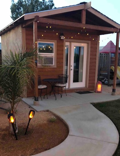 Country Poolhouse Retreat near SMF/UC Davis Campus