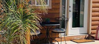 Country Poolhouse Retreat near SMF/UC Davis Campus