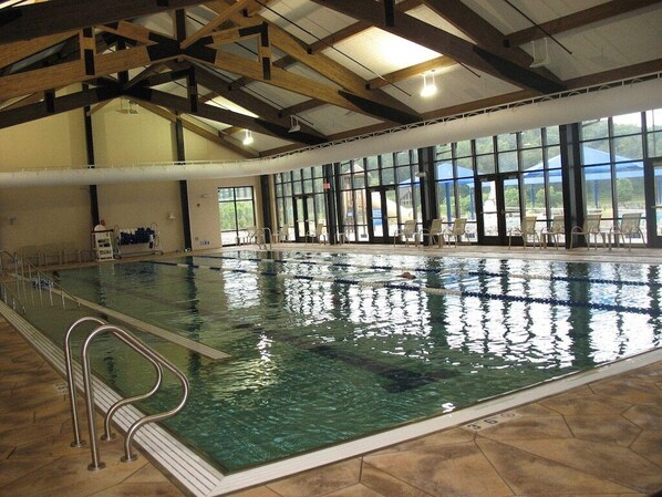 Indoor pool, outdoor pool