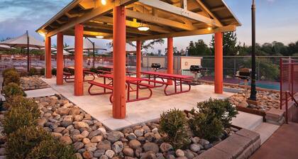A True Treasure Resort in Gold Rush Country!