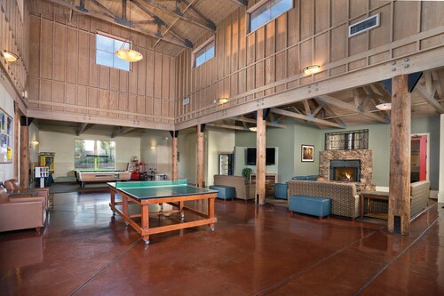 A True Treasure Resort in Gold Rush Country!