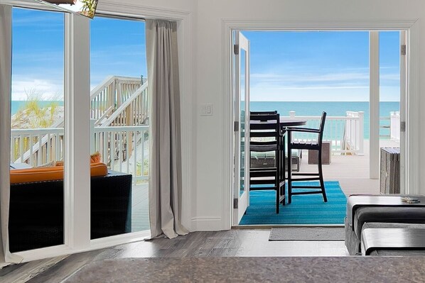 TV, DVD player, offices