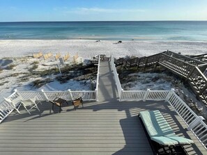 Property grounds - Ocean Air Upper West Private Beach Unit on 30A (BEACHFRONT) (Santa Rosa Beach)