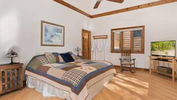 7 Schlafzimmer, Schreibtisch, Bügeleisen/Bügelbrett, kostenloses WLAN