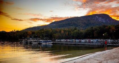 Apple Valley 03 at Rumbling Bald