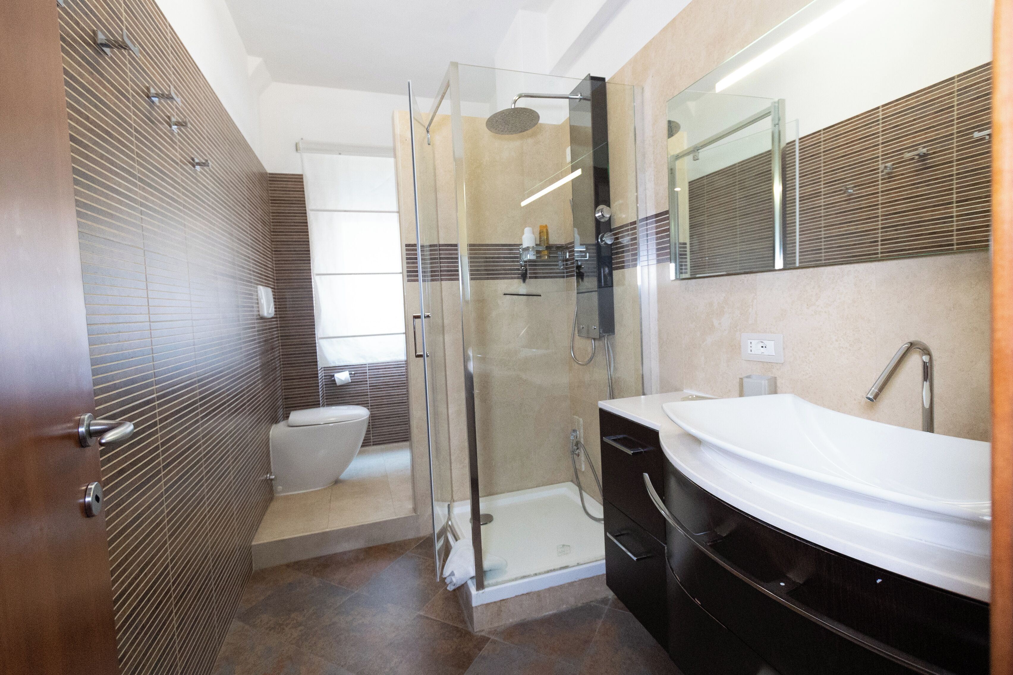 Shower, bidet, toilet paper