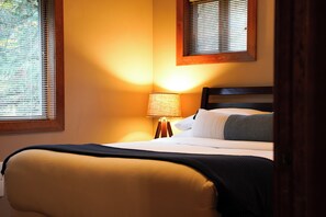 5 habitaciones, tabla de planchar con plancha y cuna de viaje 