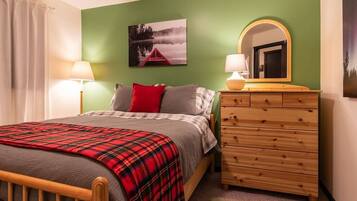 1 soverom, skrivebord, strykejern/-brett og wi-fi (inkludert)