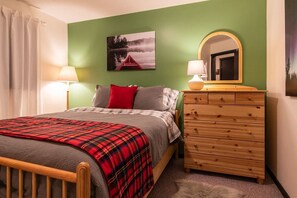 1 bedroom, desk, iron/ironing board, free WiFi