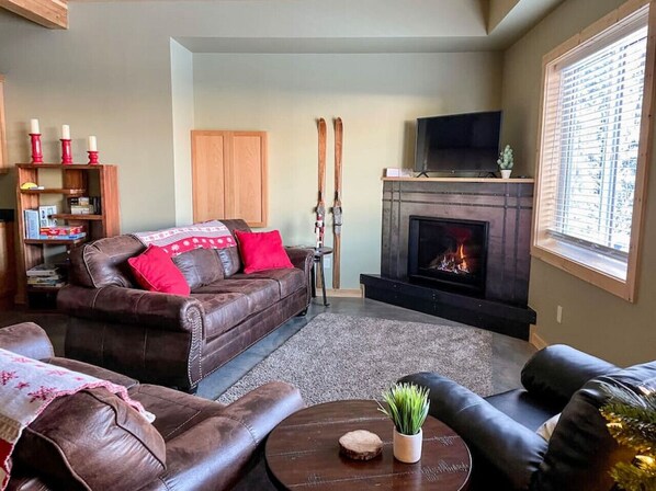 TV connectée, cheminée