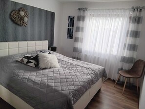 1 Schlafzimmer, Bügeleisen/Bügelbrett, kostenloses WLAN, Bettwäsche