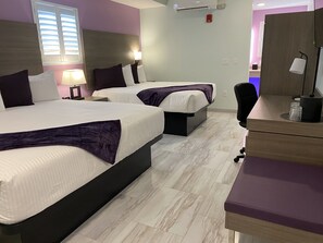 Literie de qualité supérieure, surmatelas, bureau