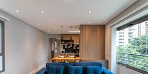 Superior Room, 1 Double Bed | Living area