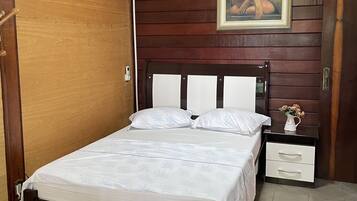 4 habitaciones, wifi y ropa de cama