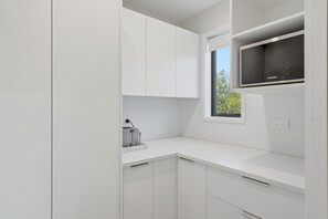 Interior - Rolki House - Hanmer Springs Holiday Home (Hanmer Springs)