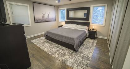 Modern 2BR home centrally located in historic Dubuque