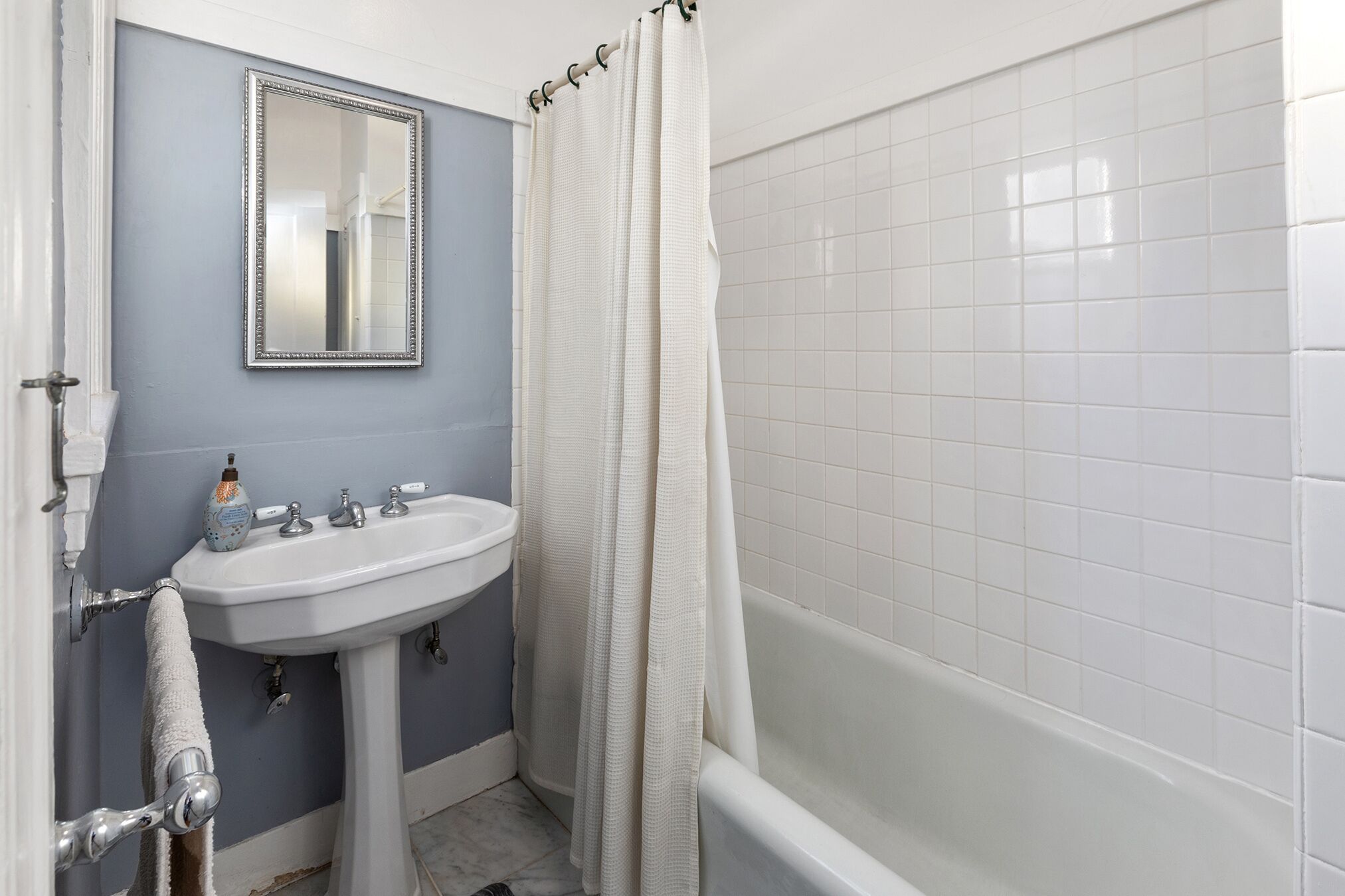 Spacious Lux full floor Pacific Hts 6+rooms - San Francisco Life Real Estate 