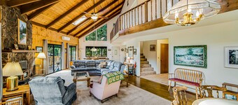 Unique retreat near the lake w/game room, two spacious decks, WiFi - 2 dogs OK