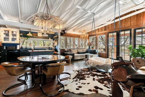 Glamping In Fredericksburg, Texas