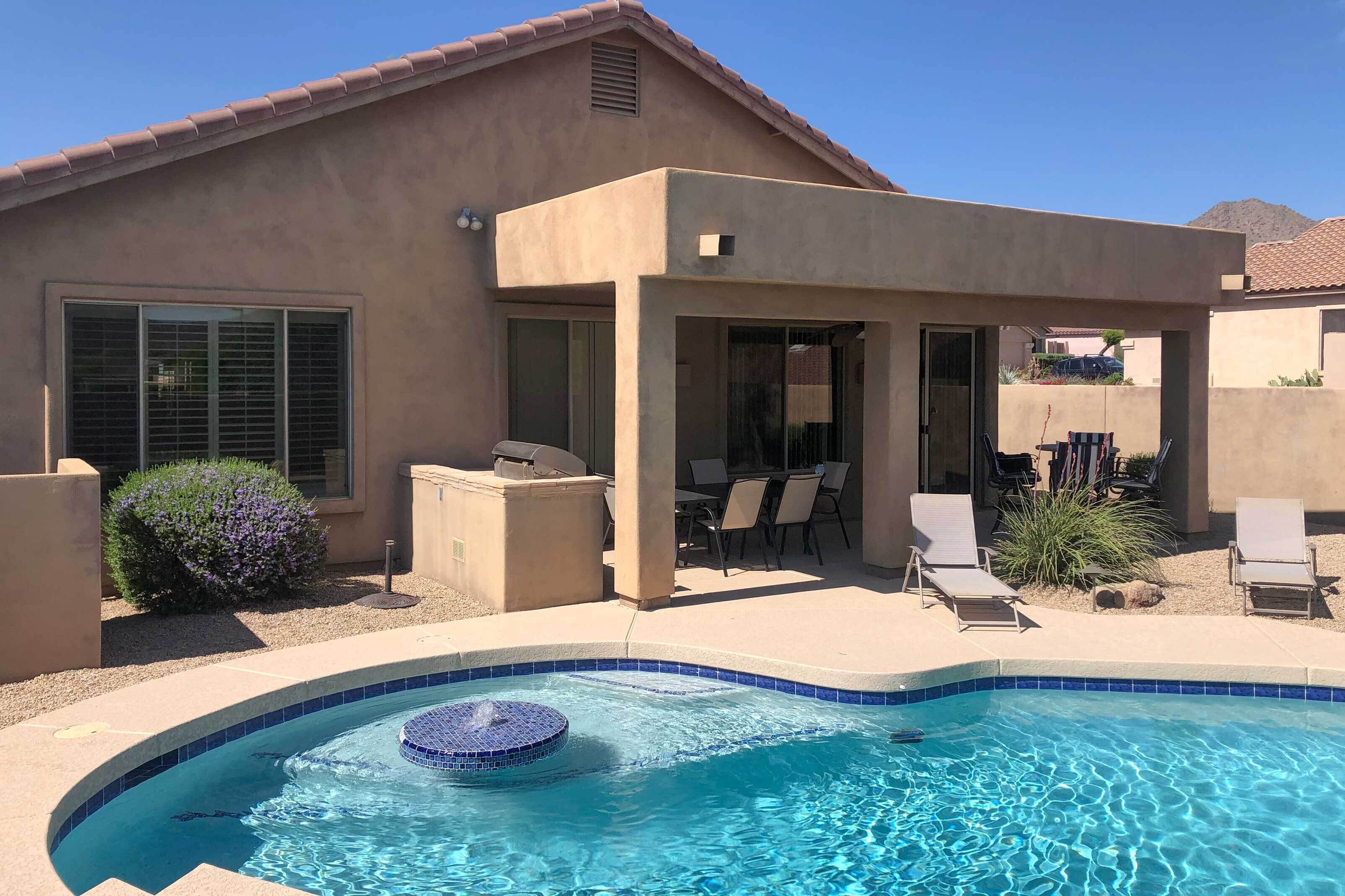 Scottsdale Poolside Oasis: Close to Golf & Hiking