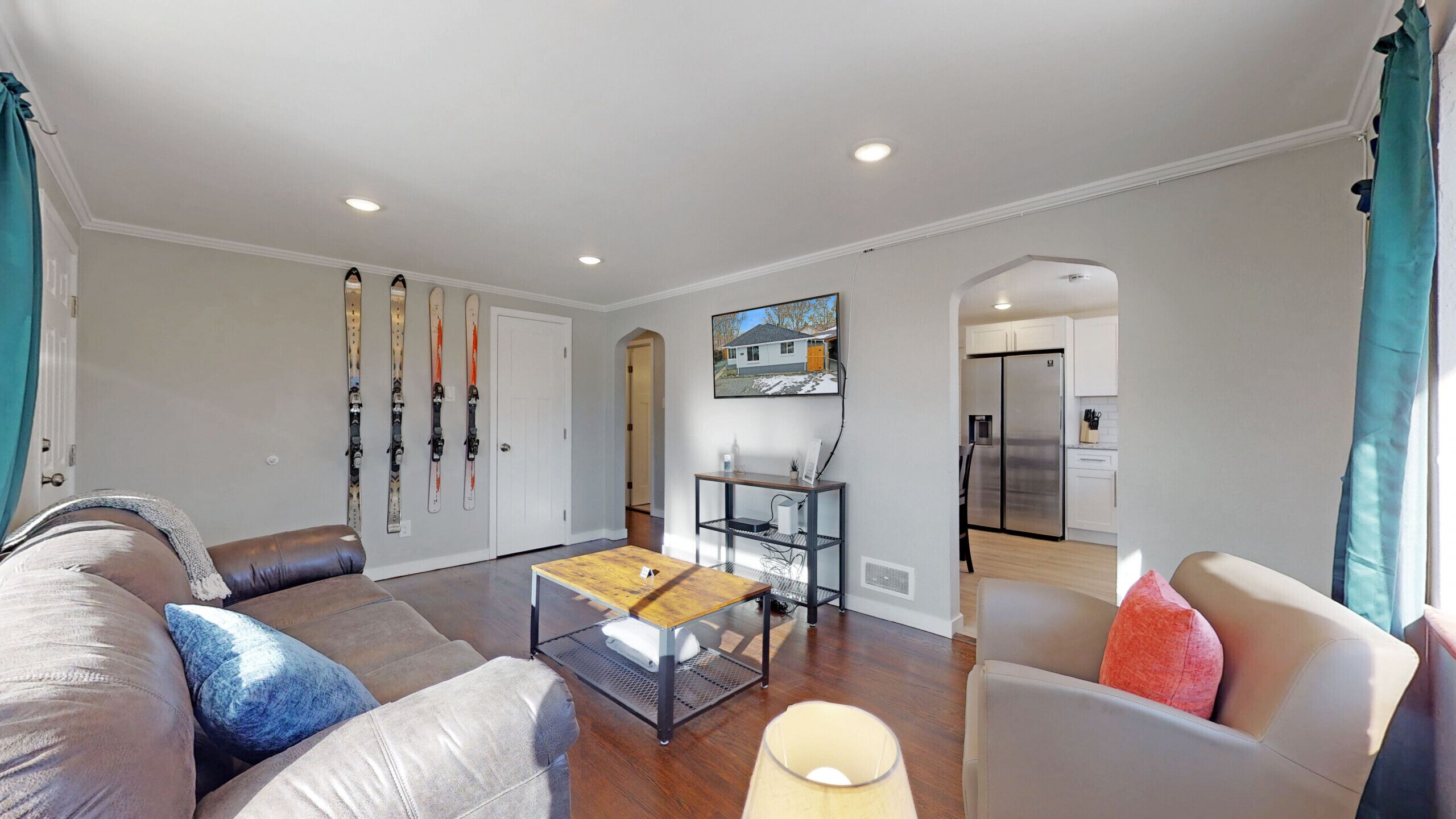 Remodeled Ski Themed 2BR Home  Easy I-70 Access Close to Red Rocks & Downtown