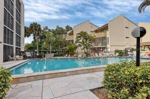 Beheizter Pool