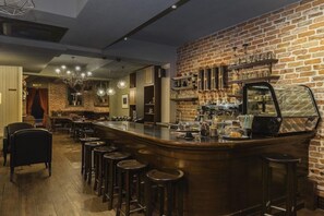 Bar (en la propiedad)