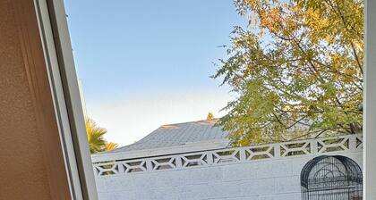 Private Studio 4 minutes from Strip !!!