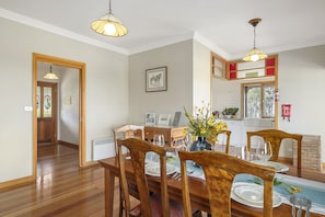 Dining room - Manfield Country Bruny Island (South Bruny)