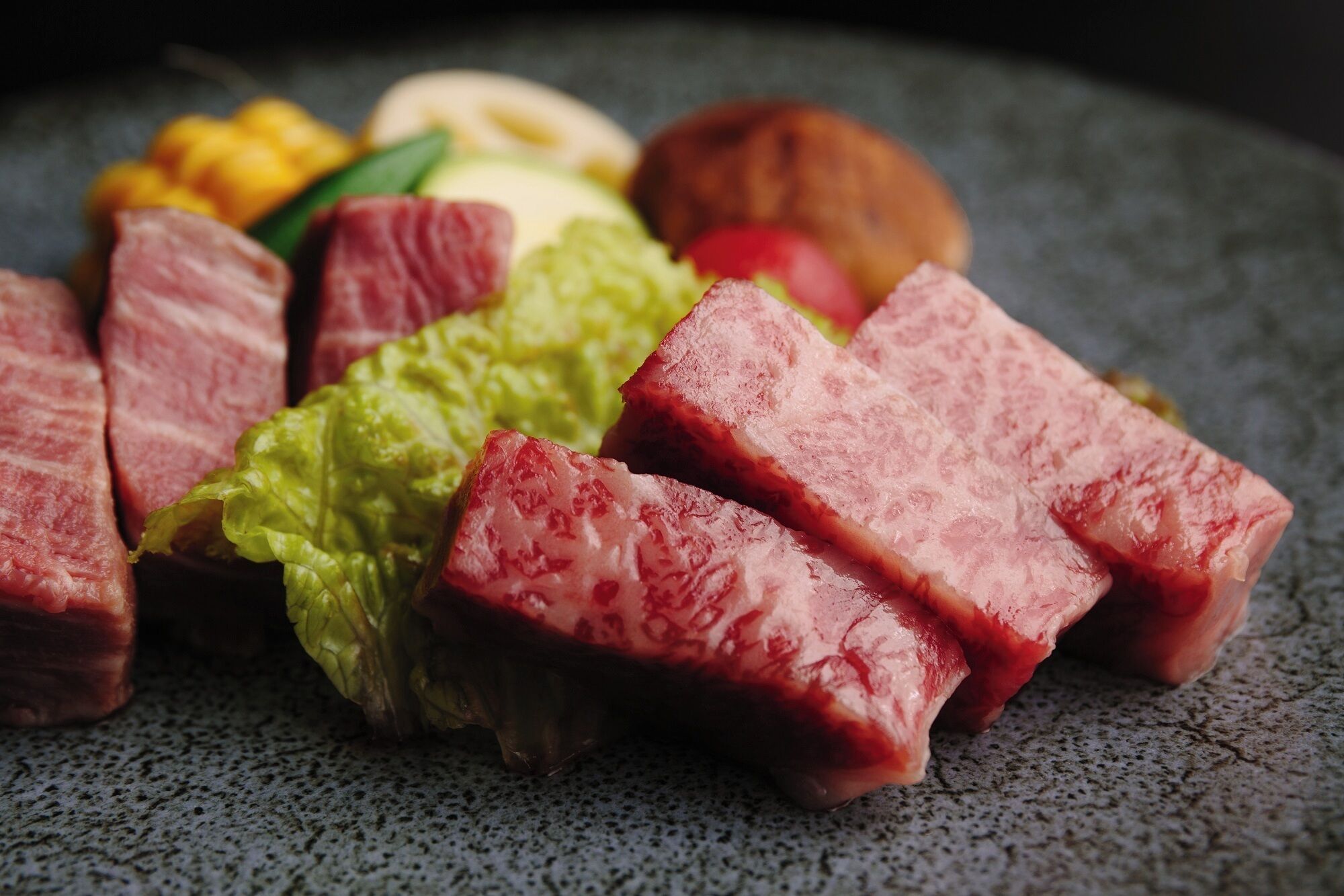 餐饮