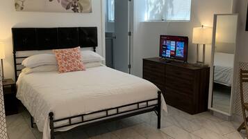 WiFi, bed sheets