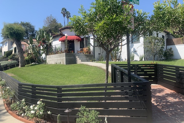 Enceinte de lâhĂ©bergement