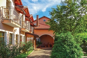 Esterni