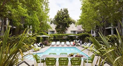 Sleek Santa Clara 1BR w/ Pool, Gym, nr. Caltrain & Mall by Blueground