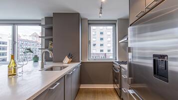 Fridge, microwave, oven, dishwasher