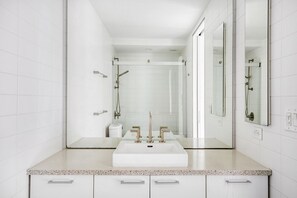 Haartrockner, Handtücher