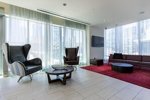 Télévision, chaîne hi-fi