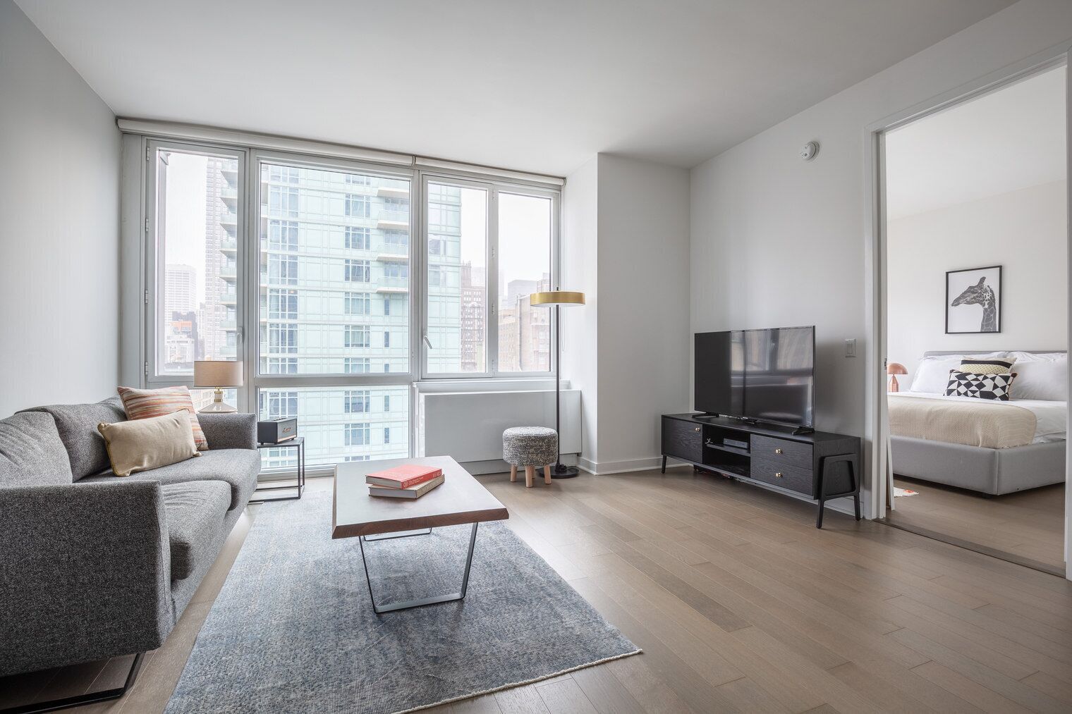 Rad Midtown South 1BR w/ Gym, Basketball Court, Roofdeck, by Blueground