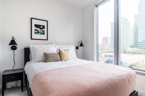 1 quarto, ferros/tábuas de passar roupa, Wi-Fi, roupa de cama