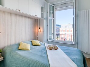 1 bedroom, iron/ironing board, WiFi