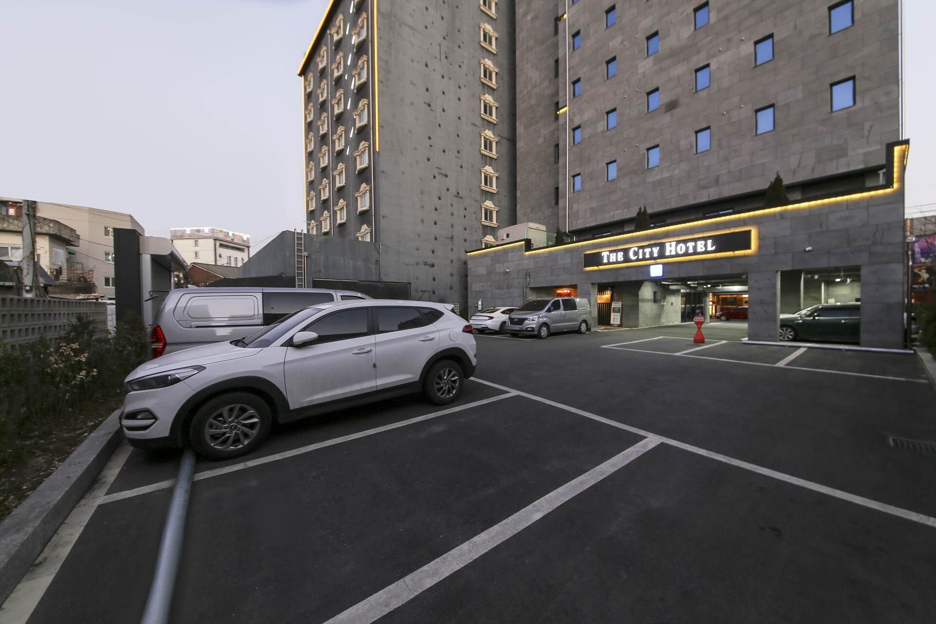 free self-parking, free valet parking