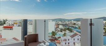 ザ エンパイア ホテル