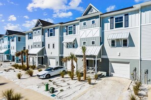 Exterior - The Commodore's Son |Perfect Couples Retreat |Stay in Style at Lost Key |Beach Club |Pools |Spa|Golf (Pensacola)
