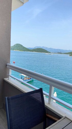 Apartments Tiho & Jelena