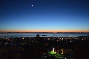 Vista para praia/oceano